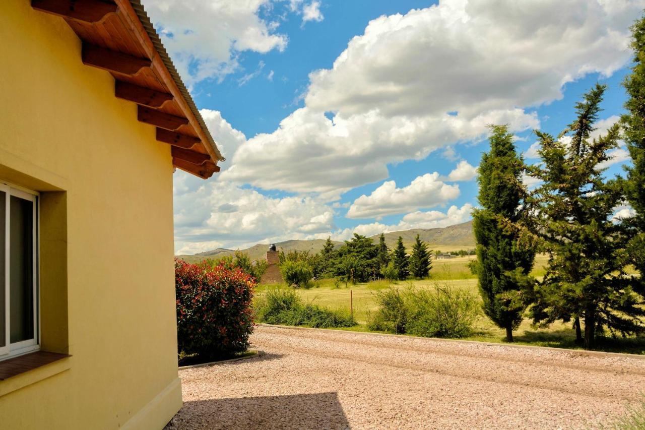 Cabanas De Las Pinturas Villa เซียร์รา เด ลา เวนตานา ภายนอก รูปภาพ